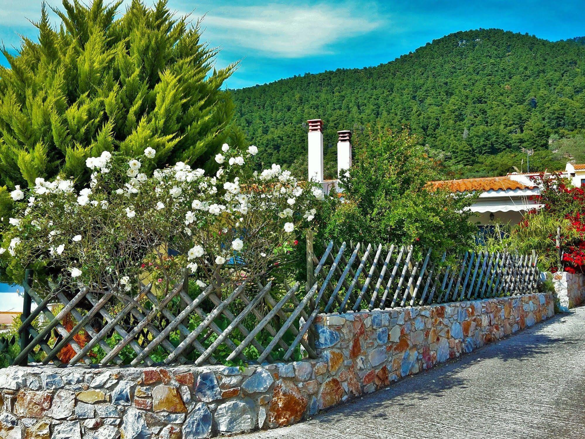 Alexios Studios Neo Klima Exterior foto